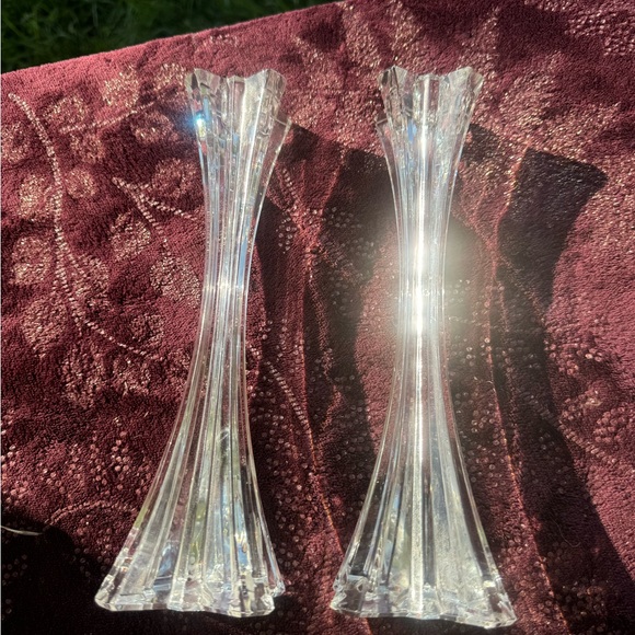 Pair of Mikasa clear crystal candle holders. Add a sparkle to any room. - Picture 2 of 10